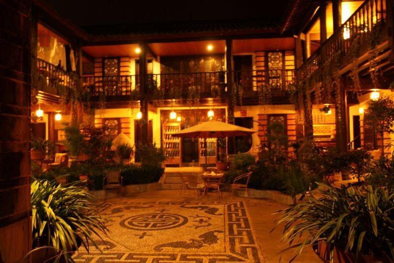 Lijiang Wangjia Courtyard Inn Esterno foto